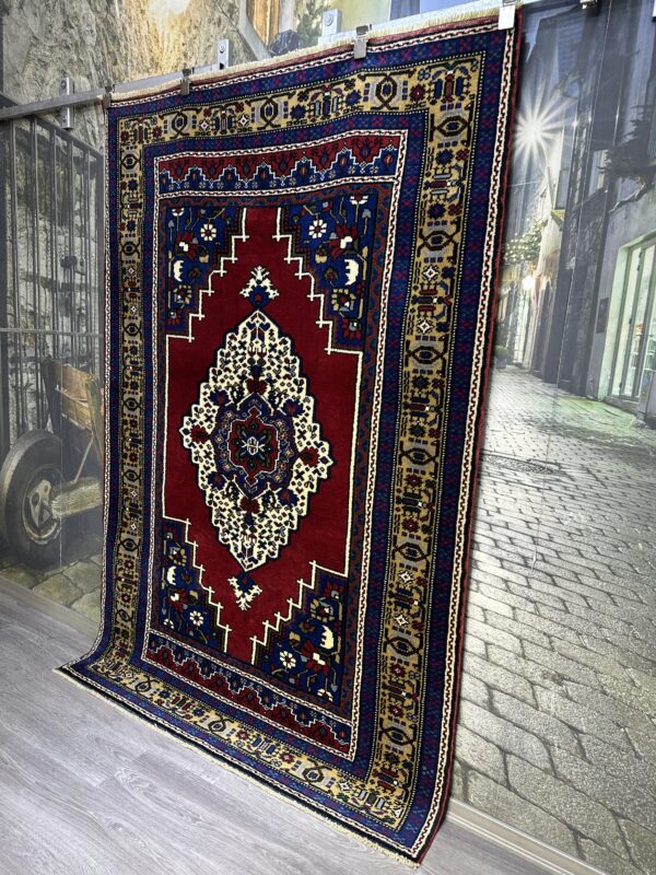 137x205 Taşpınar Halısı
