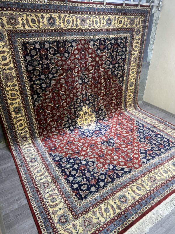 277 x 370 İran İsfahan Halısı
