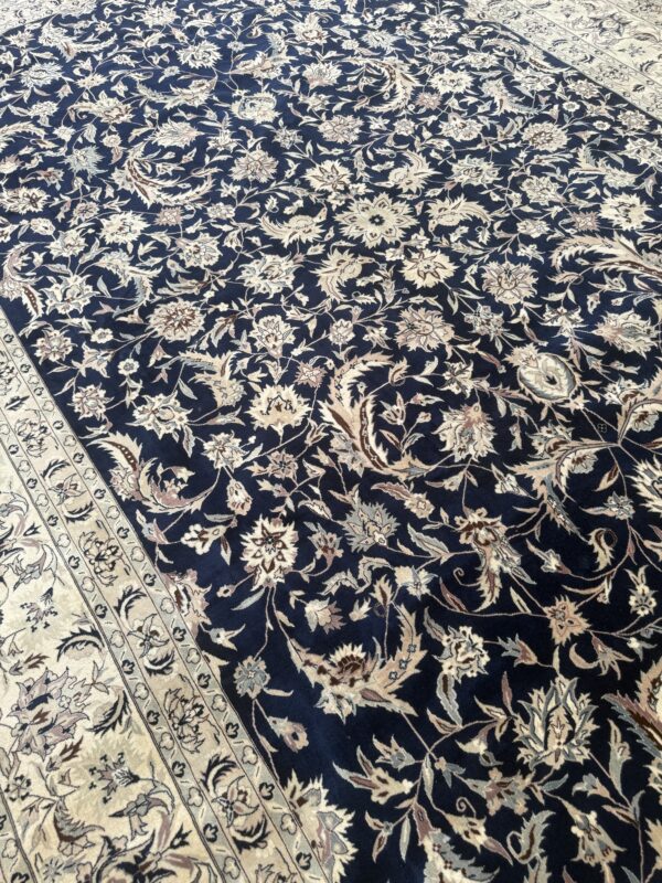 310 x 440 İran İsfahan Halısı