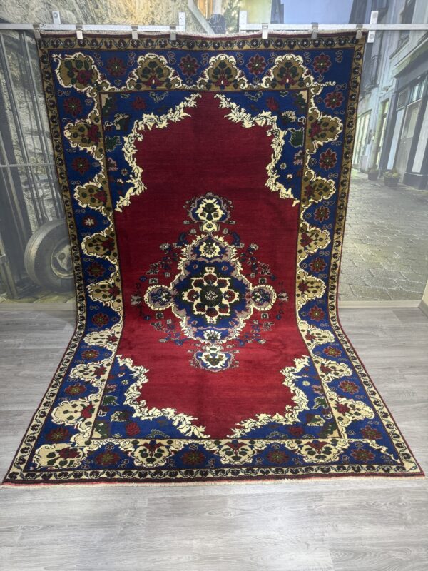 img_0516 202 x 325 Karapınar Halısı