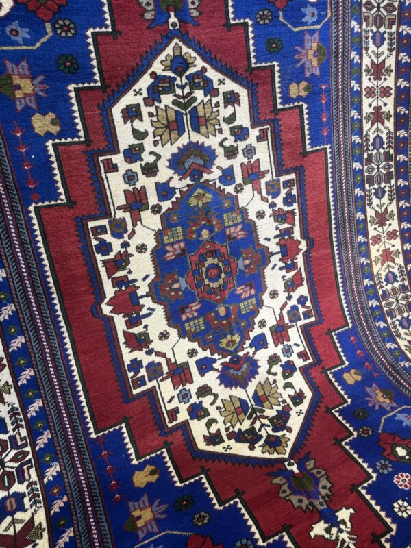 186 x 300  Taşpınar Halısı