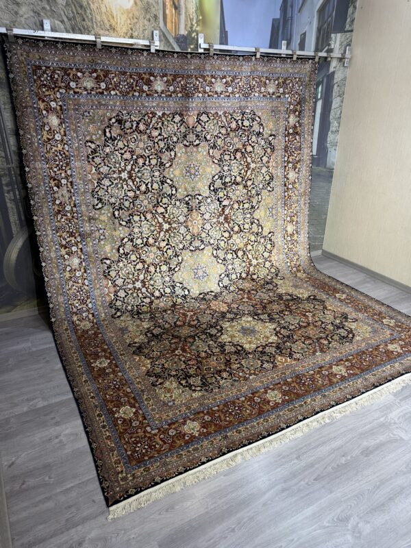 img_1151-2 255 x 348 İran Halısı – %50 İpek %50 Yün El Dokuma Özel Koleksiyon