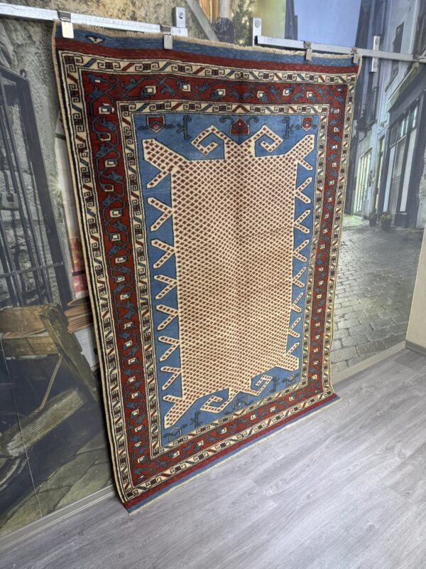 144 x 190 Kula İmalat Halısı